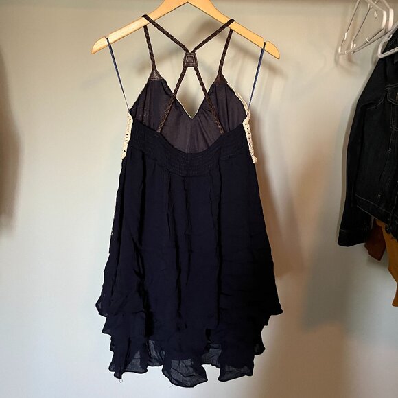 Navey blue and cream knit dress (M) NEW TAGS ON - Picture 4 of 4